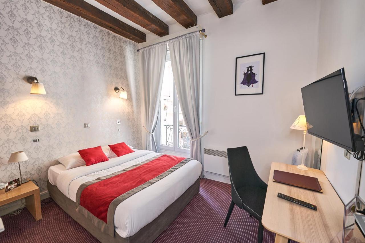 Logis Hotel Du Theatre Tours Exterior photo